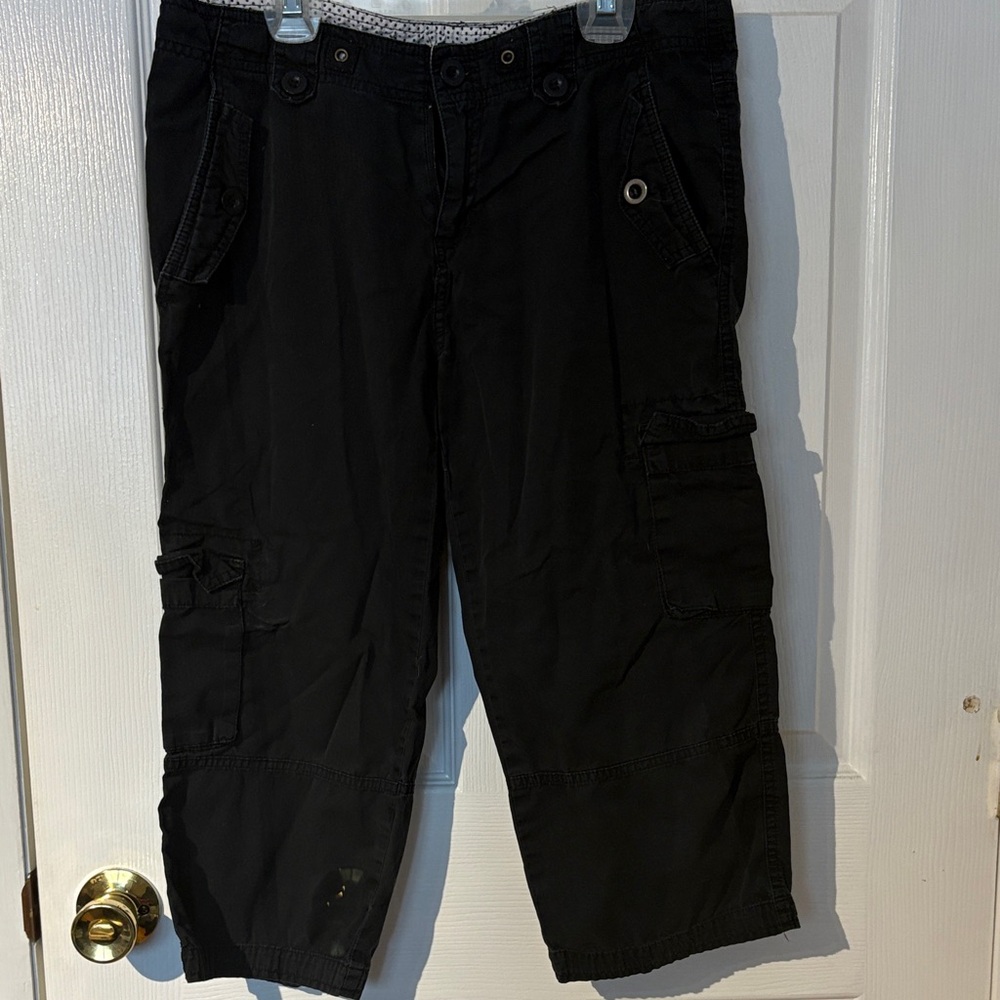 Women’s multi pocket capri pants